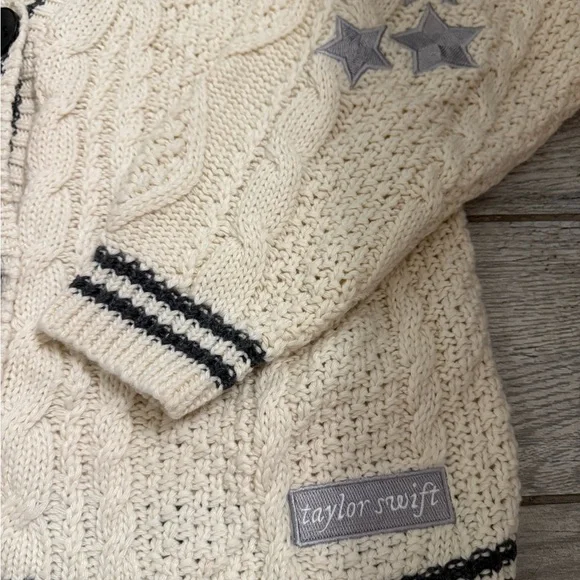 Taylor Swift Folklore Cardigan with Star Patches - Picture 3 of 4